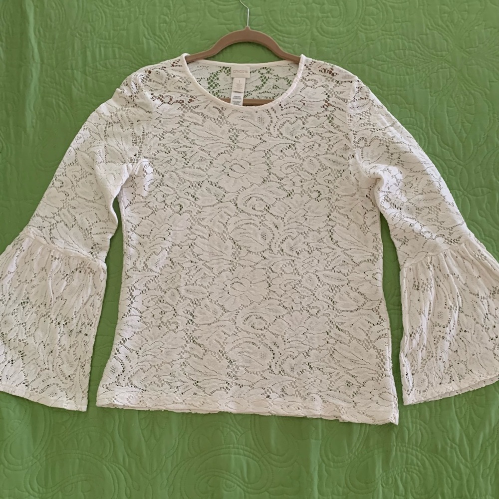 Chico’s, Long Bell Sleeves, Lace, Pop Over Head Top
Sz 1 (M)
Excellent Condition
